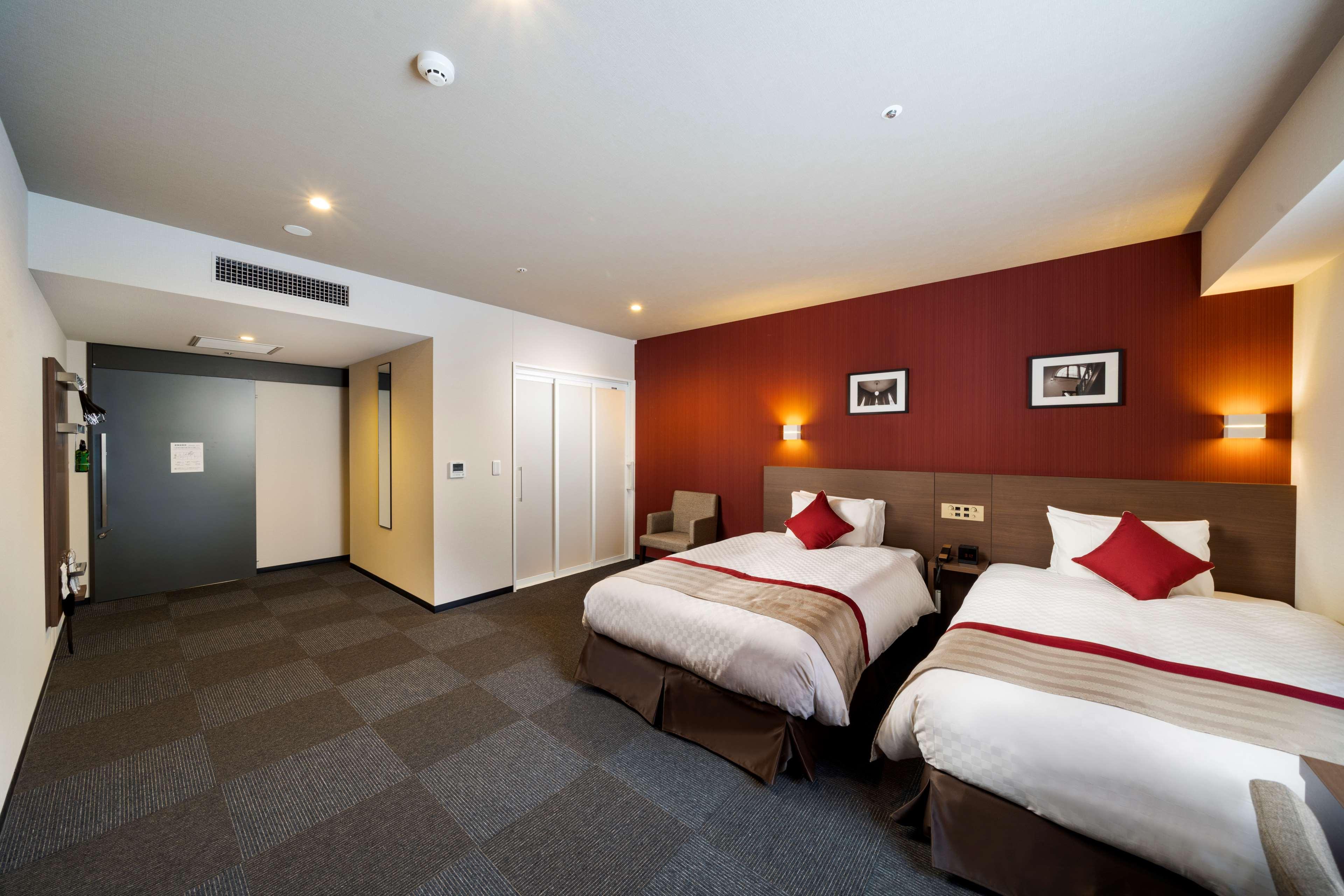 Best Western Plus Fukuoka Tenjin-Minami Exteriör bild
